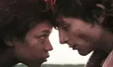 Xương Và Tất Cả