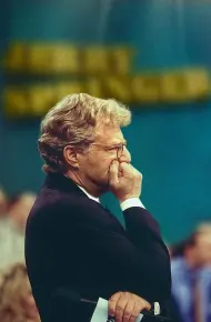 Jerry Springer: Đấm Đá, Camera, Diễn