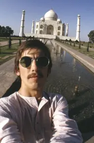 Thế Giới Vật Chất Của George Harrison