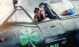 Máy Bay Ném Bom Shamrock Spitfire