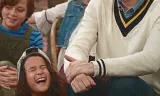 John Mulaney Và Những đứa Trẻ Mang đồ ăn Từ Nhà
