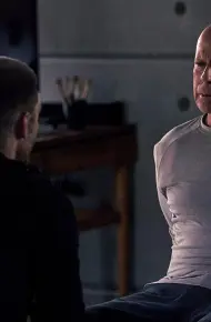 Pháo Đài 2: Kẻ Nội Gián